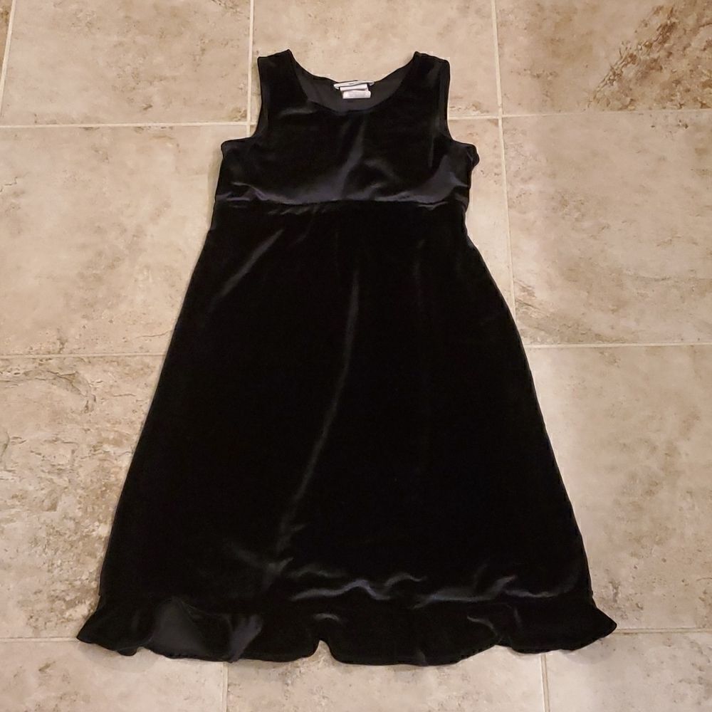 Girl's Disorderly Kids velour black dress